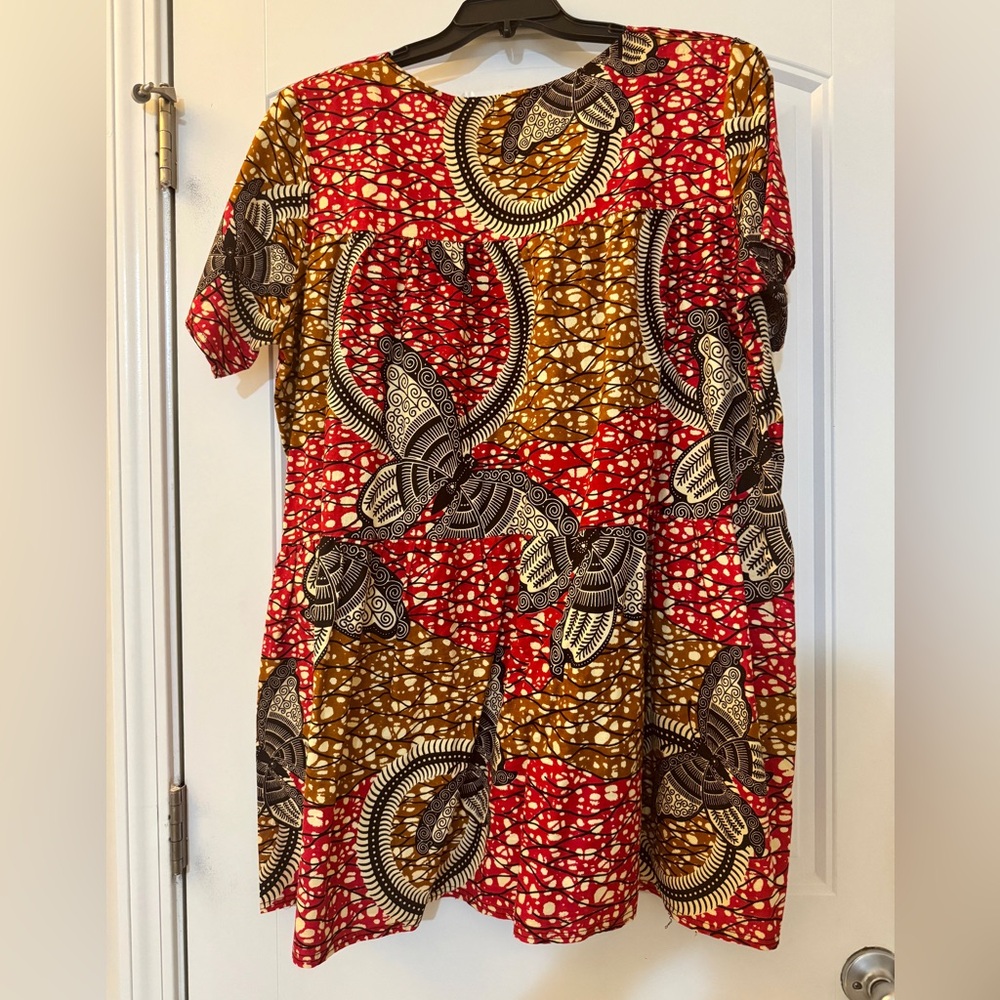 Grass-Fields Vibrant Red and Gold African Print Dress. Size 18 - Picture 2 of 3